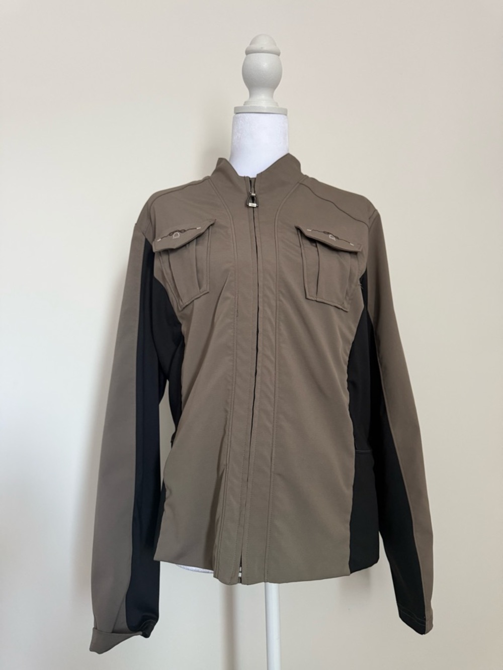 Irideon women’s size medium riding jacket